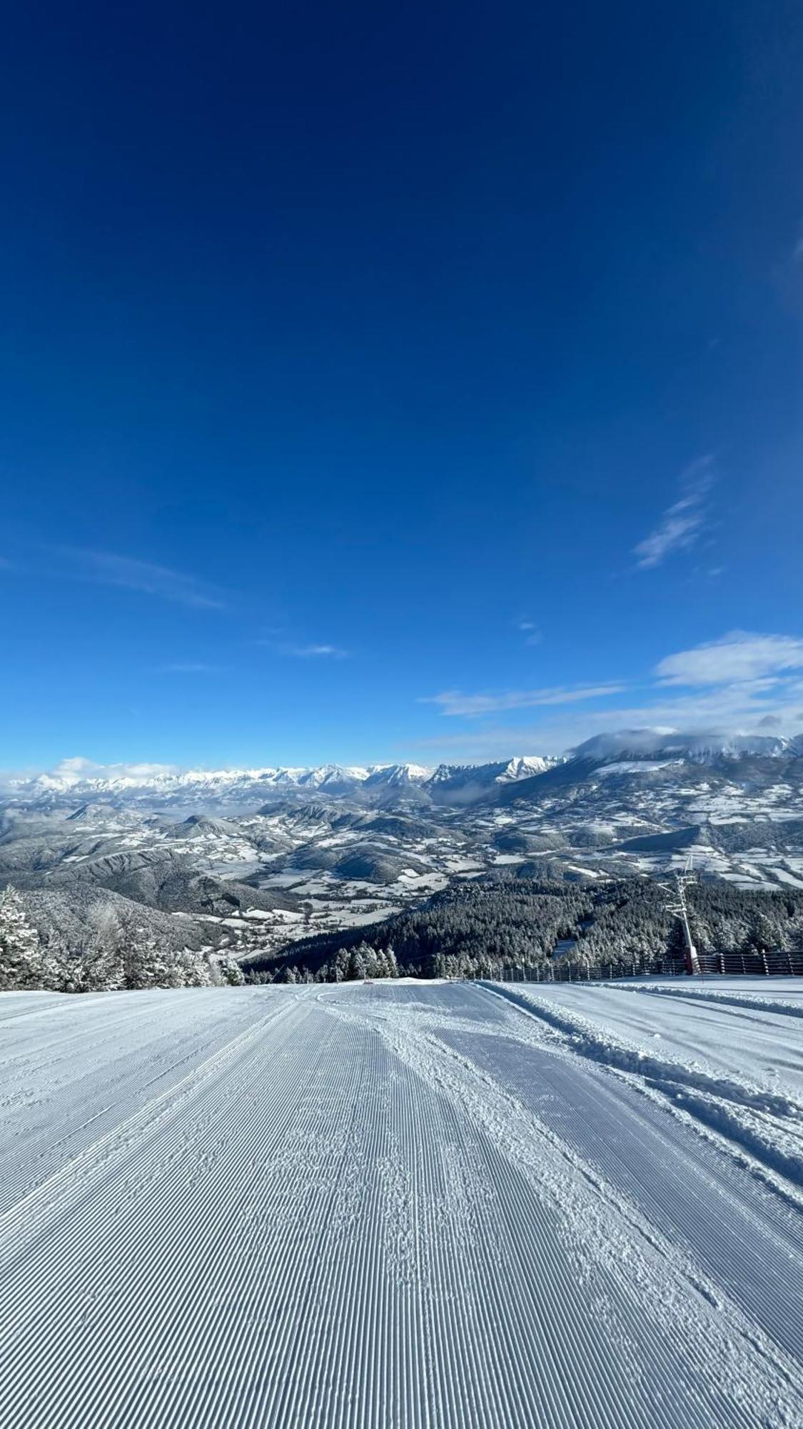 Appartement Au Coeur De Seyne Esterno foto