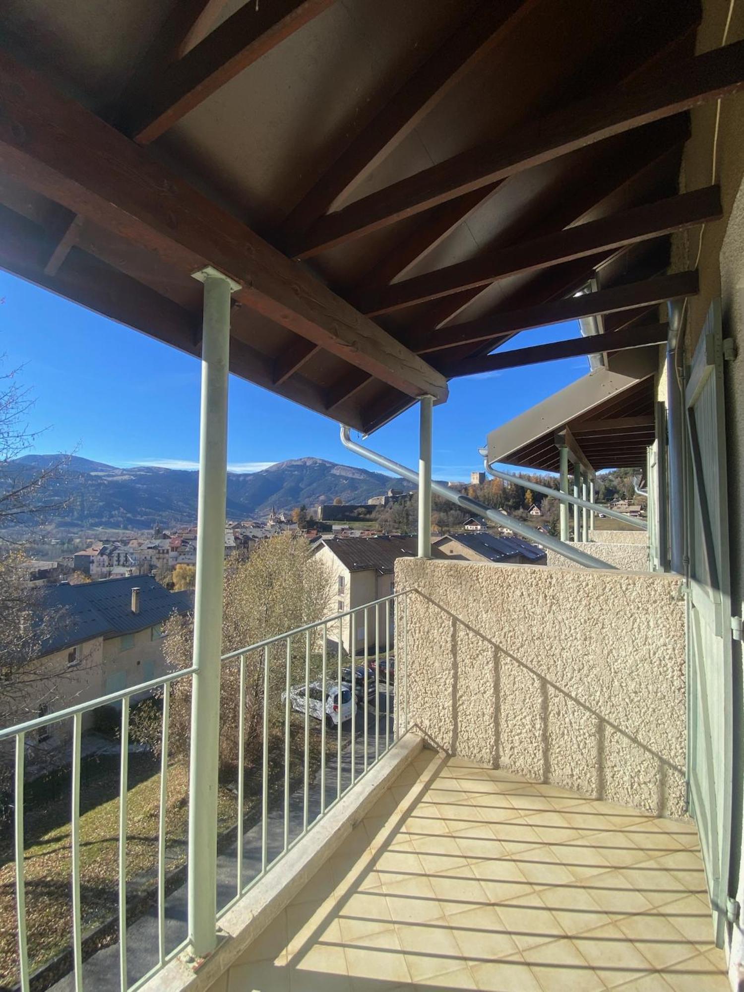 Appartement Au Coeur De Seyne Esterno foto