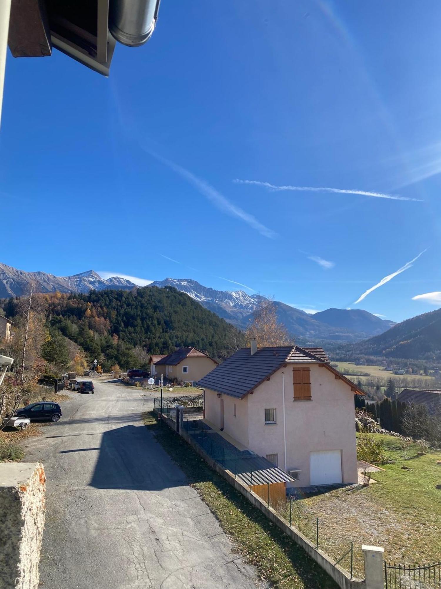 Appartement Au Coeur De Seyne Esterno foto